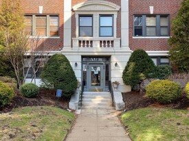 141 Englewood Ave, Unit A Apartments