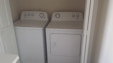 3867 74th Way N in St. Petersburg, FL - Building Photo - Building Photo