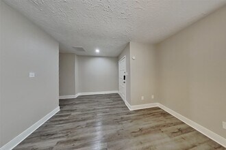 11615 Bonaparte Dr in Cypress, TX - Building Photo - Building Photo