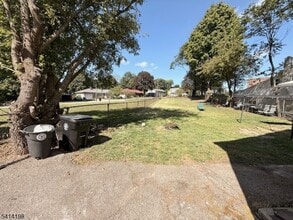 17 Stoll St in Netcong, NJ - Building Photo - Building Photo