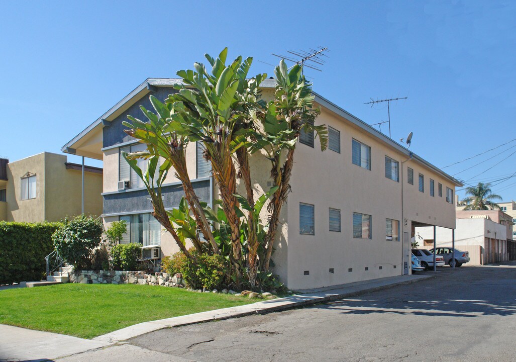 1415 Cardiff Ave in Los Angeles, CA - Building Photo