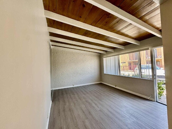 964 N Jones Blvd in Tucson, AZ - Building Photo - Building Photo