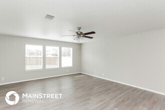 121 Angus Way in Cibolo, TX - Foto de edificio - Building Photo