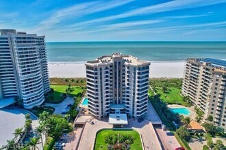 220 S Collier Blvd in Marco Island, FL - Building Photo - Building Photo
