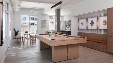3200 Palm Way in Austin, TX - Building Photo - Building Photo
