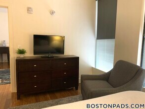 8 Winter Pl in Boston, MA - Foto de edificio - Building Photo