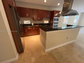 409 SW 5th St in Fort Lauderdale, FL - Building Photo - Building Photo