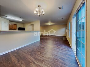 2920 Mayfair Dr in Cumming, GA - Foto de edificio - Building Photo