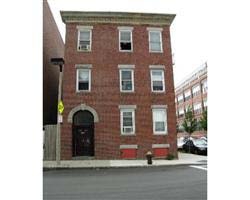 194 Cottage St in East Boston, MA - Building Photo