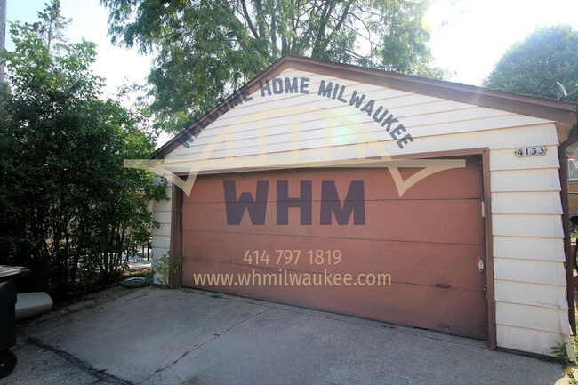 4133 N 99th St in Wauwatosa, WI - Building Photo - Building Photo