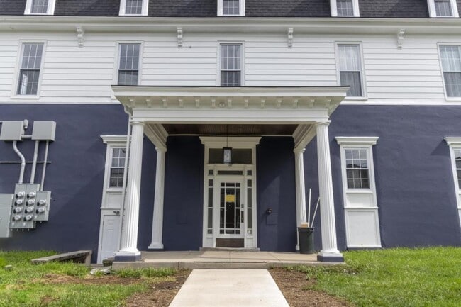 property at 713 Locust St