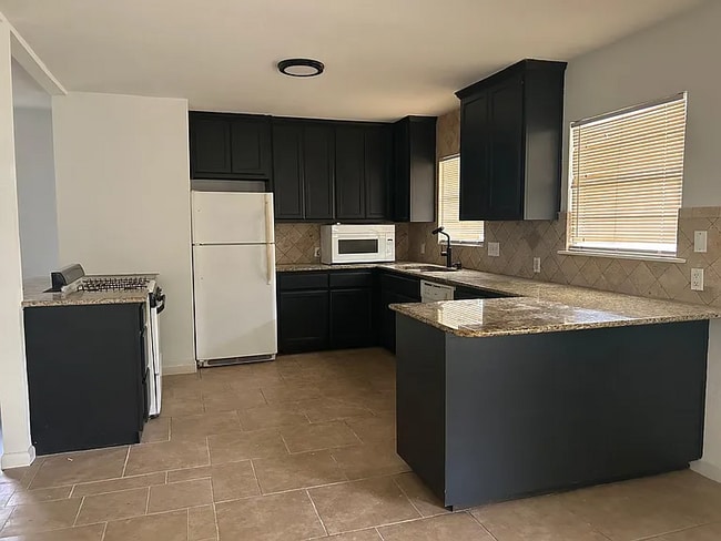 1203 Edgewood Ave in Austin, TX - Building Photo - Building Photo