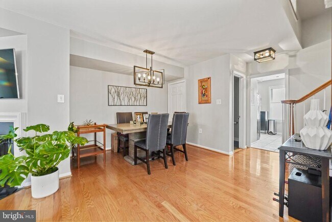 property at 1475 A St NE