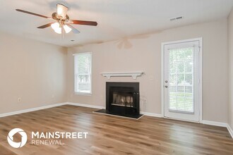4 Hickory Knoll Ct in Greensboro, NC - Building Photo - Building Photo