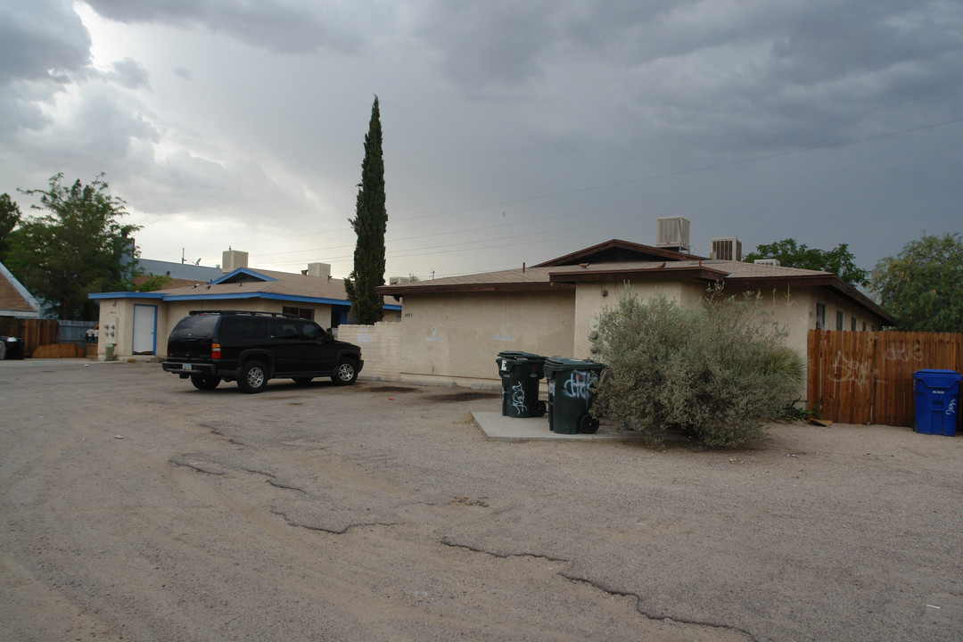 3953-3955 N Palm Grove Dr in Tucson, AZ - Building Photo