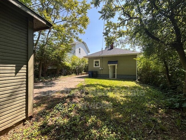 2109 Victoria Ave in Dayton, OH - Building Photo - Building Photo