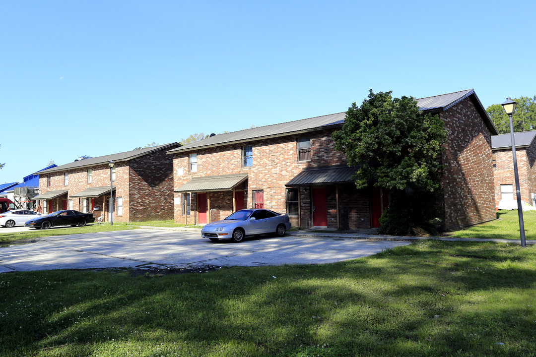 24396 Whyte Hardee Blvd in Hardeeville, SC - Building Photo