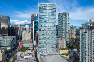 The Capitol Residences in Vancouver, BC - Building Photo - Building Photo