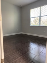 9635 Tivoli Villa Dr in Orlando, FL - Building Photo - Building Photo