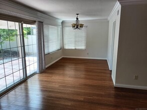689 E J St in Chula Vista, CA - Building Photo - Building Photo