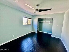 4860 N 73rd St in Scottsdale, AZ - Foto de edificio - Building Photo