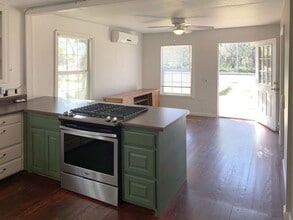 2044 Humboldt Rd in Chico, CA - Building Photo - Building Photo