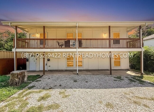 2014 Ross Ave in Fort Worth, TX - Building Photo - Building Photo