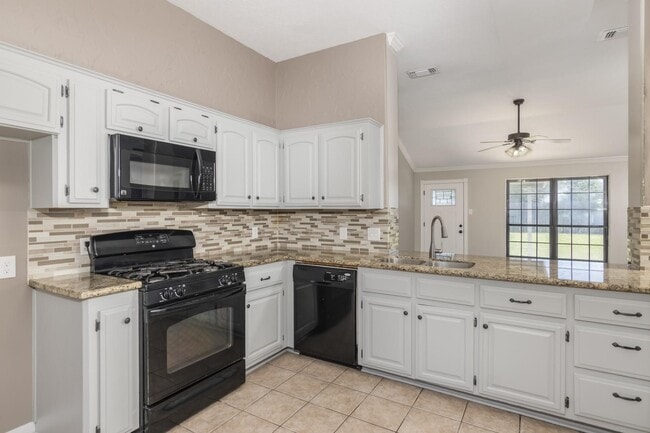 property at 6219 Ray Dr