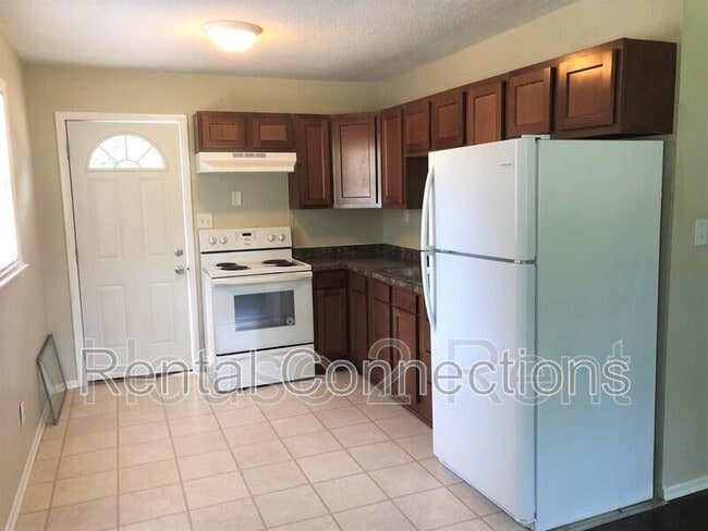property at 100 Parkview Ln