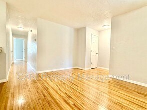 729 E Grove Pl in DeLand, FL - Building Photo - Building Photo