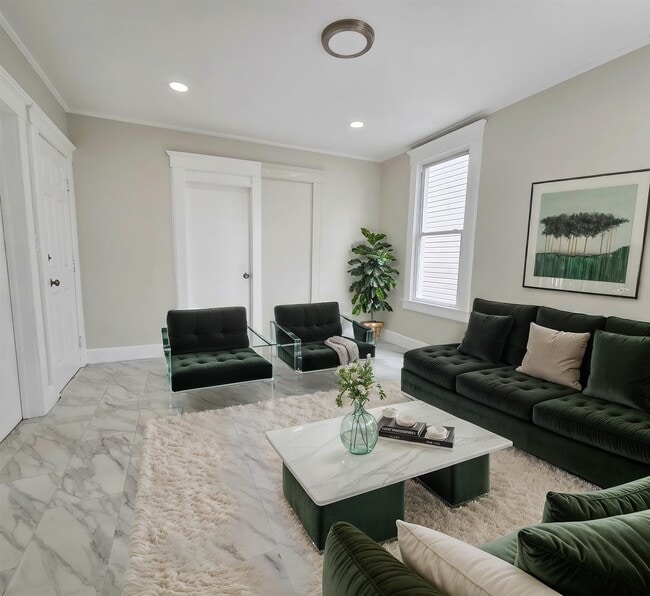 910 20th St in Union City, NJ - Building Photo - Building Photo