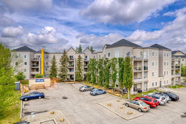 4000 Somervale Crt SW in Calgary, AB - Building Photo - Building Photo