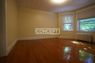 18 Euston St, Unit 4 in Brookline, MA - Foto de edificio - Building Photo