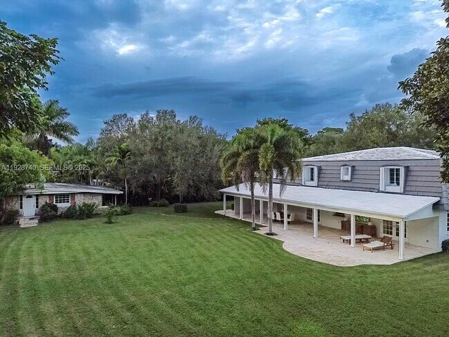 730 SW 80th St in Coral Gables, FL - Building Photo - Building Photo