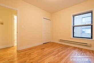 630 W Cornelia Ave in Chicago, IL - Building Photo - Building Photo