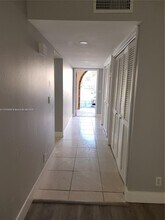 3050 Riverside Dr in Coral Springs, FL - Building Photo - Building Photo