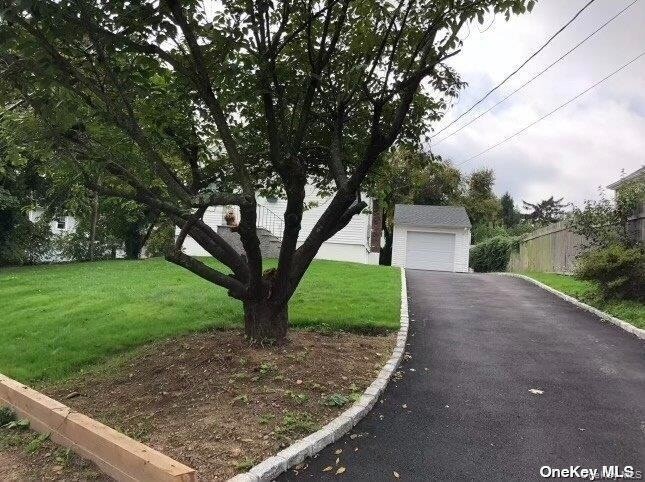 9 North St in Glen Head, NY - Building Photo - Building Photo