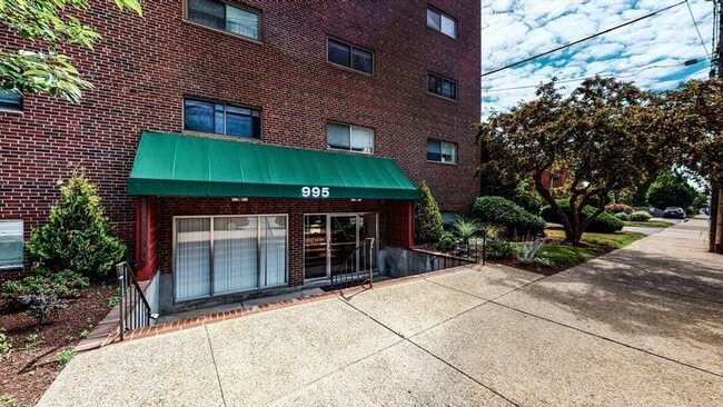 property at 995 Massachusetts Ave