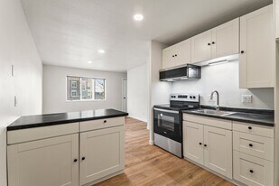 Twin Peaks in Oregon, WI - Building Photo