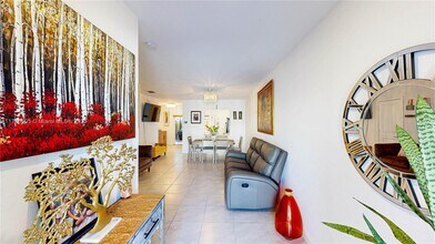 545 NE 5th St in Florida City, FL - Building Photo - Building Photo
