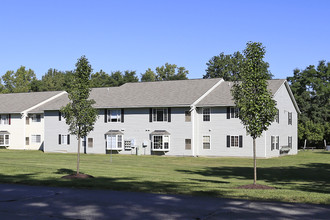 Brentwood Apartments in Painesville, OH - Building Photo - Building Photo