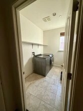 1582 Neleigh Pl in San Jose, CA - Foto de edificio - Building Photo