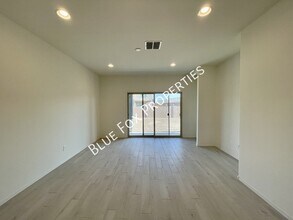 10692 W Dickerson Dr in Marana, AZ - Building Photo - Building Photo