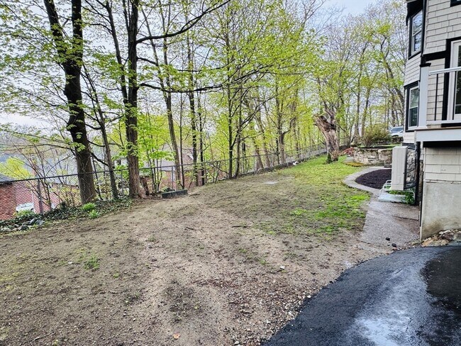 127 Academy Hill Rd, Unit #1 in Boston, MA - Building Photo - Building Photo