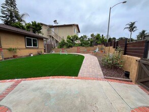 2540 Chestnut Ave in Carlsbad, CA - Building Photo - Building Photo