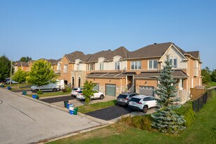 86 Gauguin Av in Vaughan, ON - Building Photo