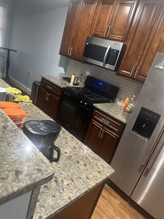 1533 Isherwood St NE in Washington, DC - Building Photo - Building Photo