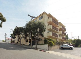 3104 4th St Apartamentos