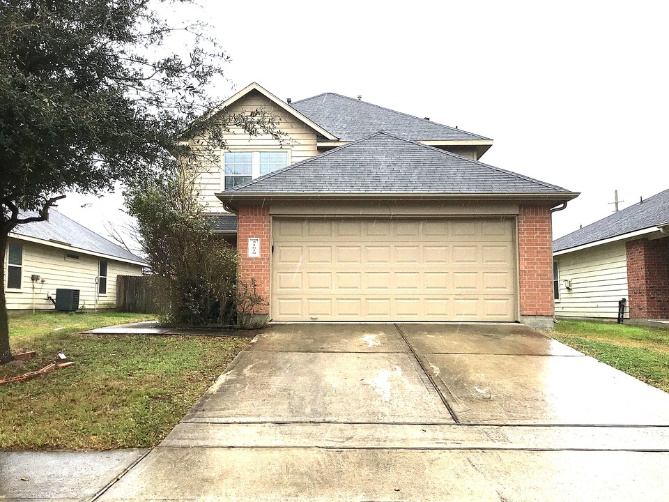 21619 Micheala Way in Humble, TX - Building Photo