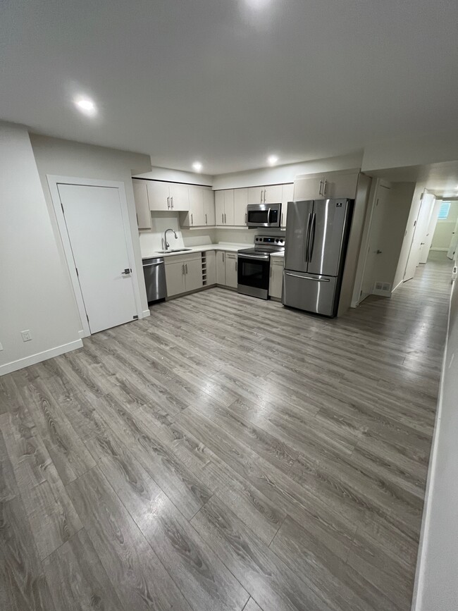 property at 7 A Vivian Ave